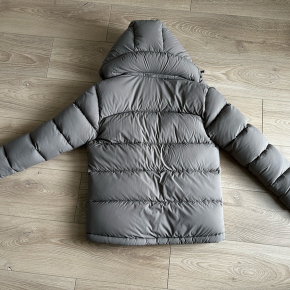 COPY - Aritzia TNA Superpuff in Taupe - size XS - Picture 4 of 6